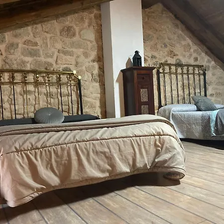 Acebos Del Tajo Apartment
